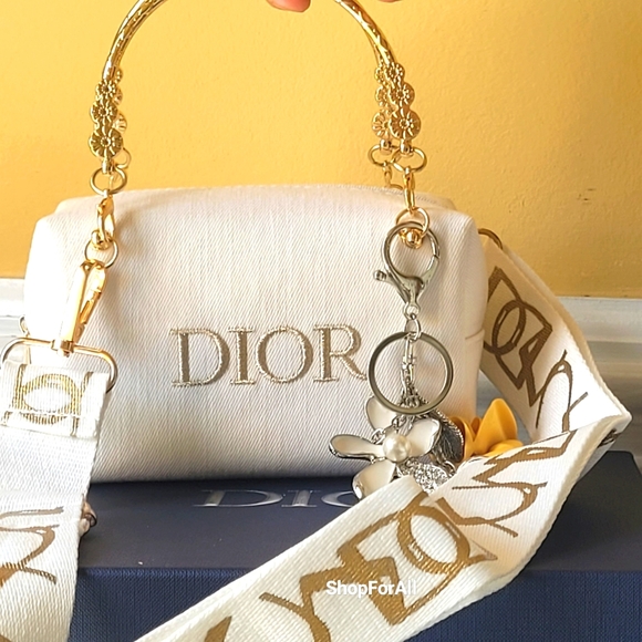 Dior Handbags - Dior Large Limited Edition White Beauty Bag to Crossbody Bag Rare Find